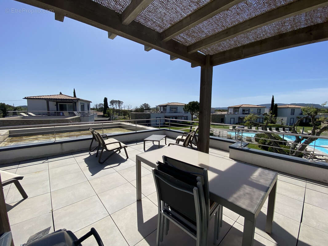 Appartement à LECCI