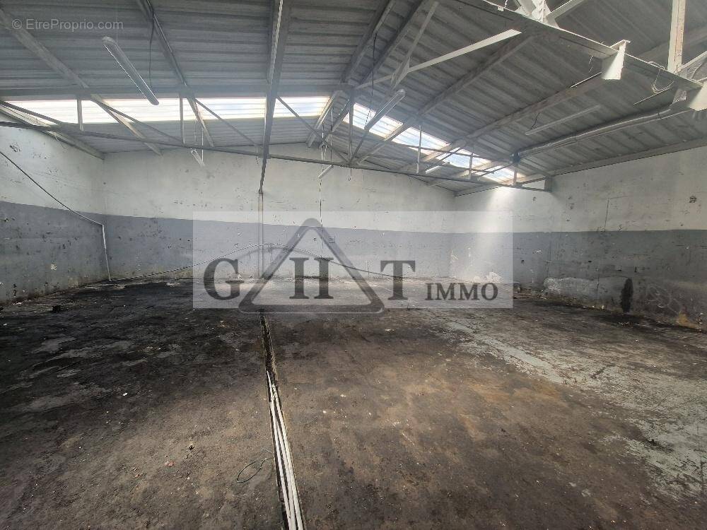 Commerce à LIVRY-GARGAN