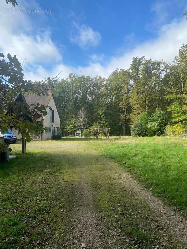 Maison à YVOY-LE-MARRON