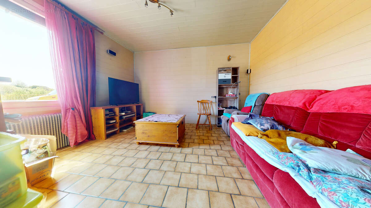 Maison à FONTAINE-LES-CLERVAL