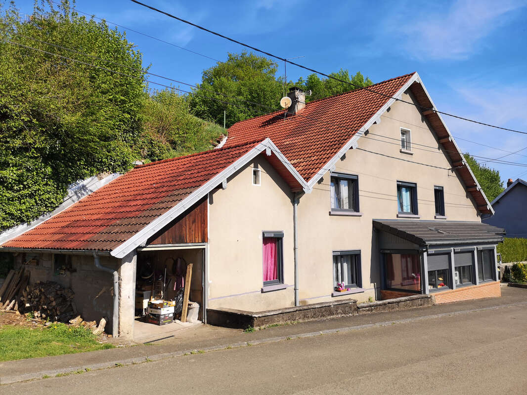 Maison à FONTAINE-LES-CLERVAL