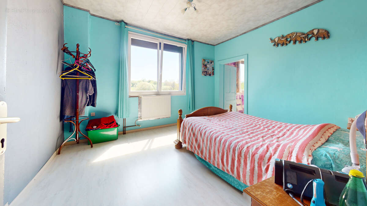 Maison à FONTAINE-LES-CLERVAL