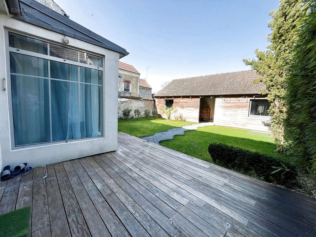 Maison à COUILLY-PONT-AUX-DAMES