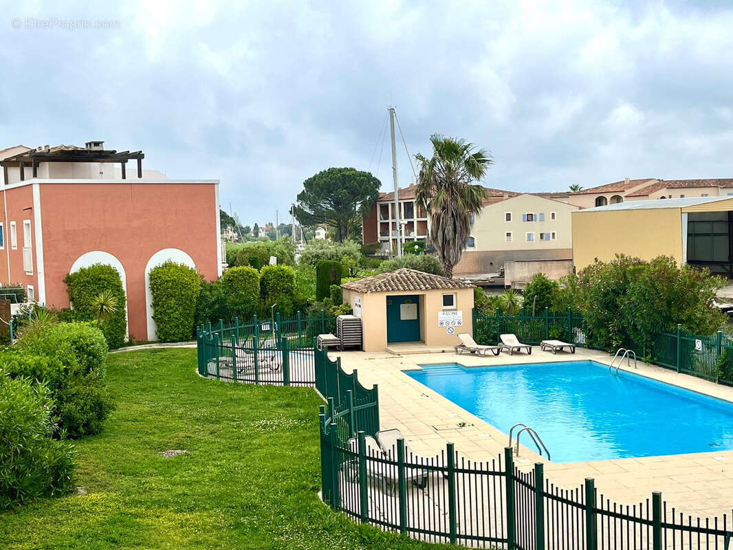 Appartement à GRIMAUD