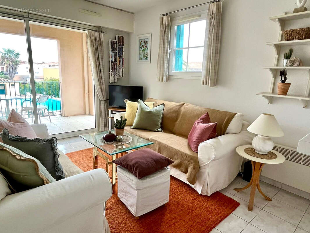 Appartement à GRIMAUD