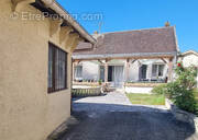 Maison à BAZOCHES-LES-BRAY