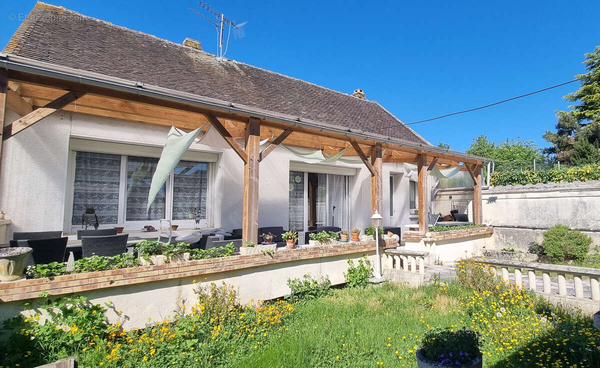 Maison à BAZOCHES-LES-BRAY