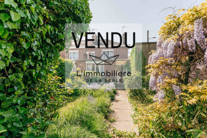 Maison à ANNOEULLIN