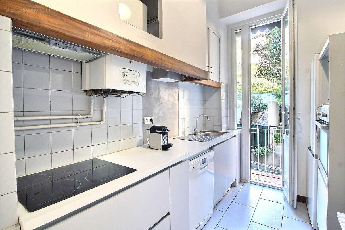 Appartement à MARSEILLE-8E