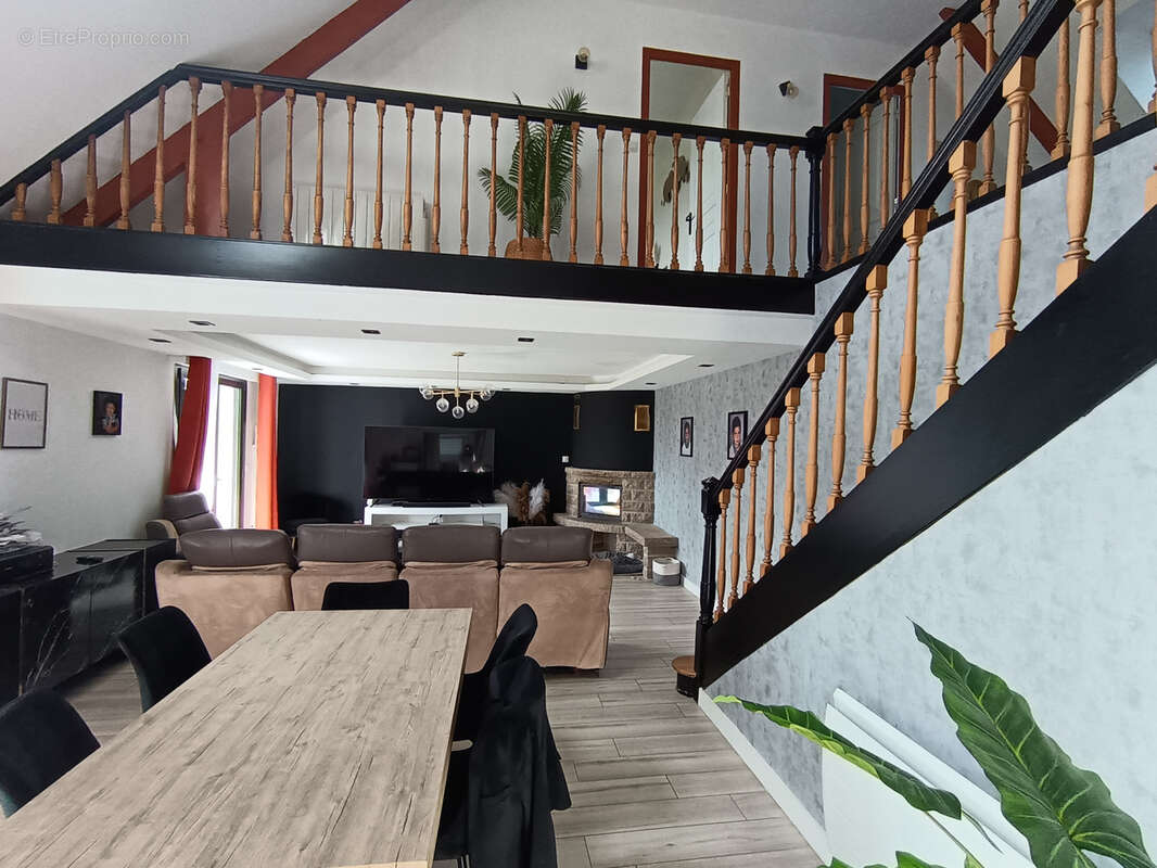 Maison à COUDEVILLE-SUR-MER