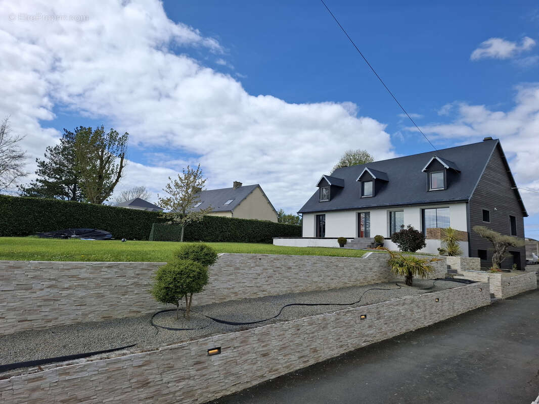 Maison à COUDEVILLE-SUR-MER