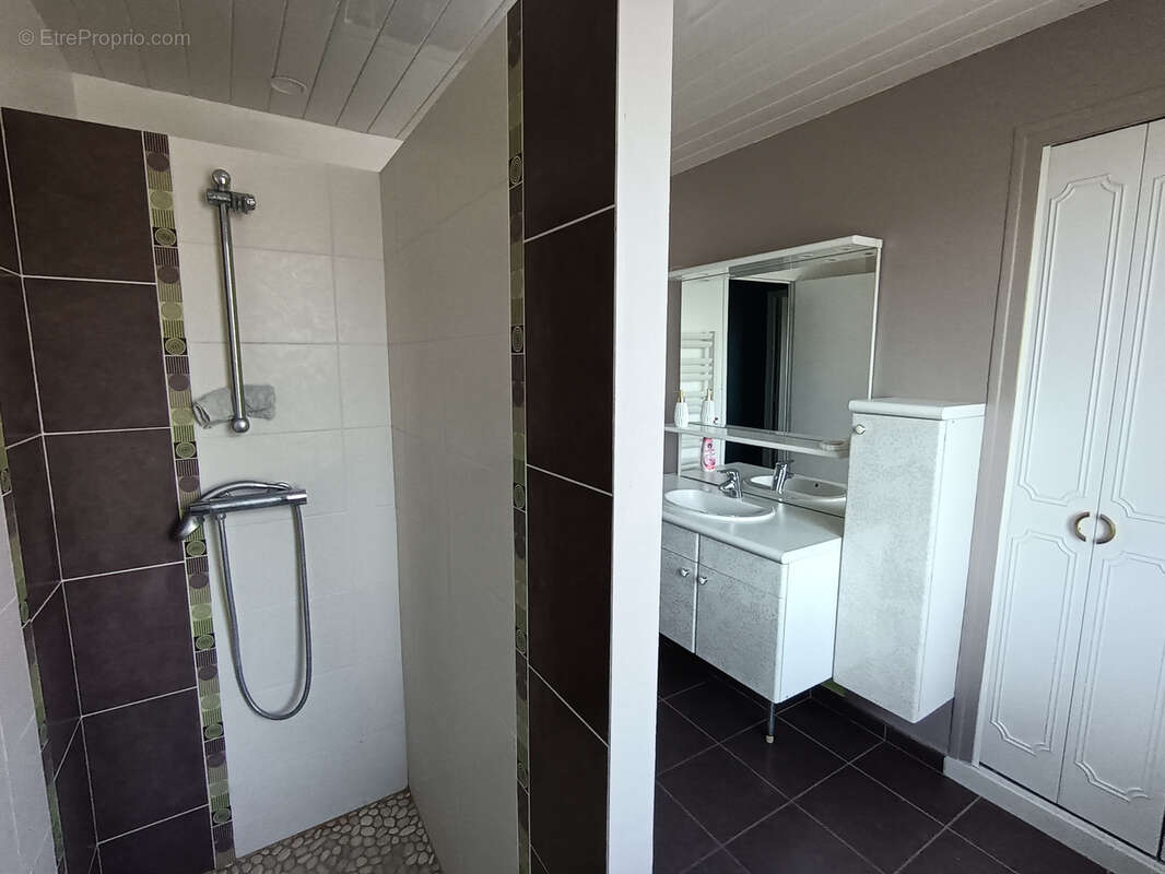 Maison à COUDEVILLE-SUR-MER