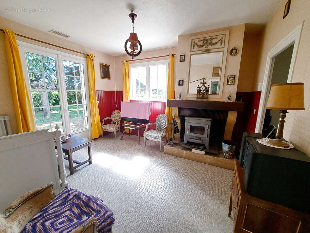 Maison à SAINT-PIERRE-D&#039;EYRAUD