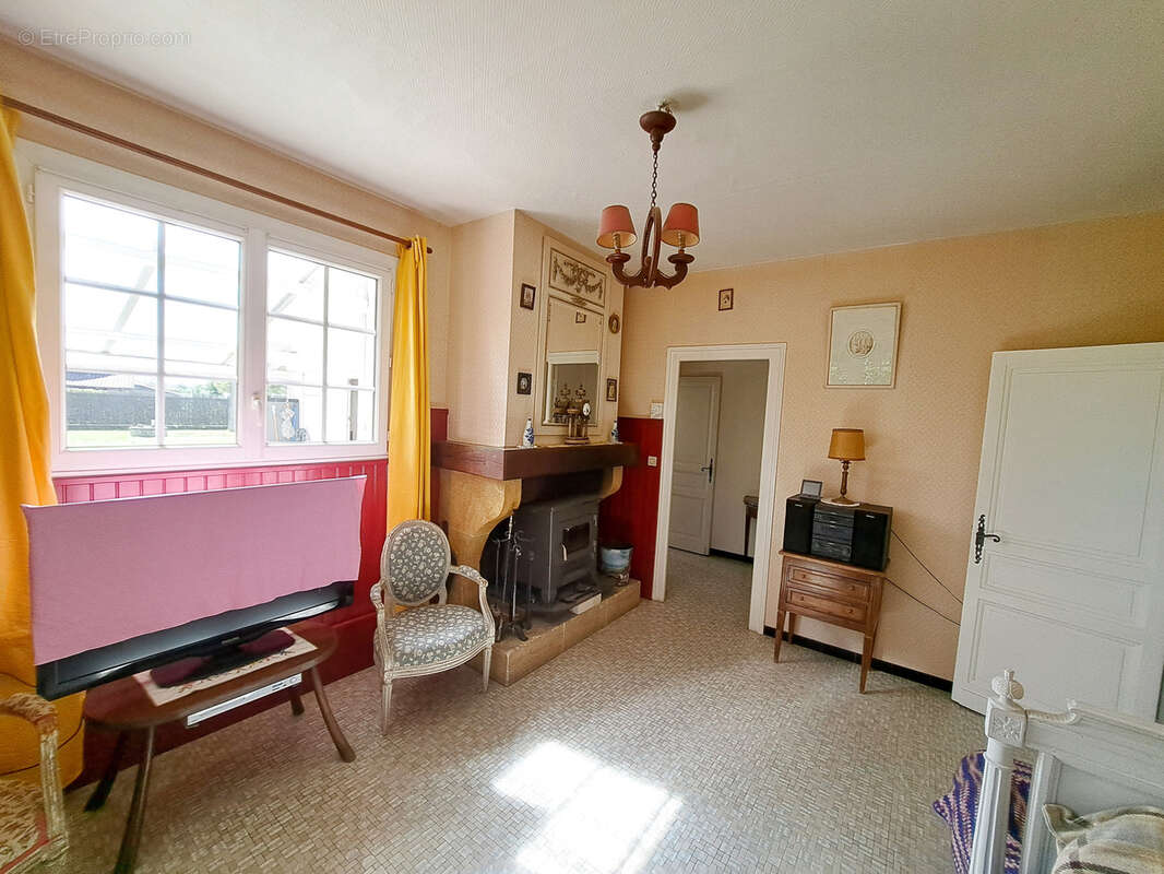 Maison à SAINT-PIERRE-D&#039;EYRAUD