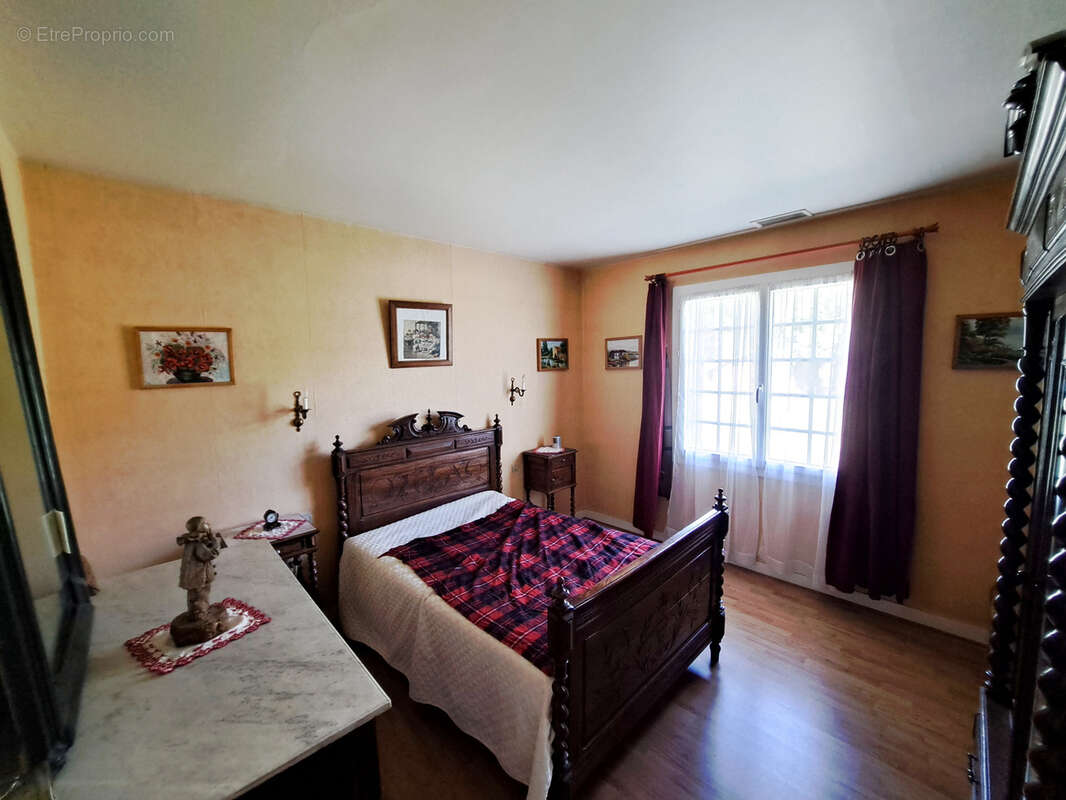 Maison à SAINT-PIERRE-D&#039;EYRAUD