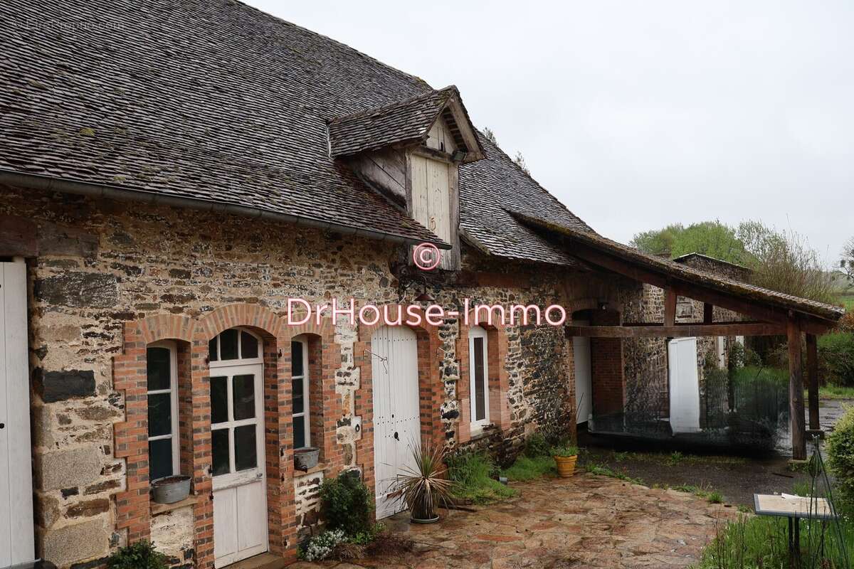 Maison à SAINT-GERMAIN-LES-BELLES