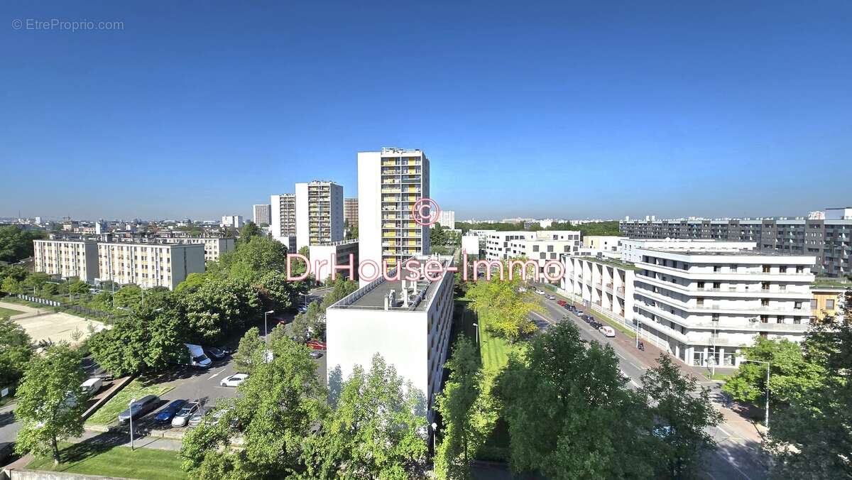 Appartement à LA COURNEUVE