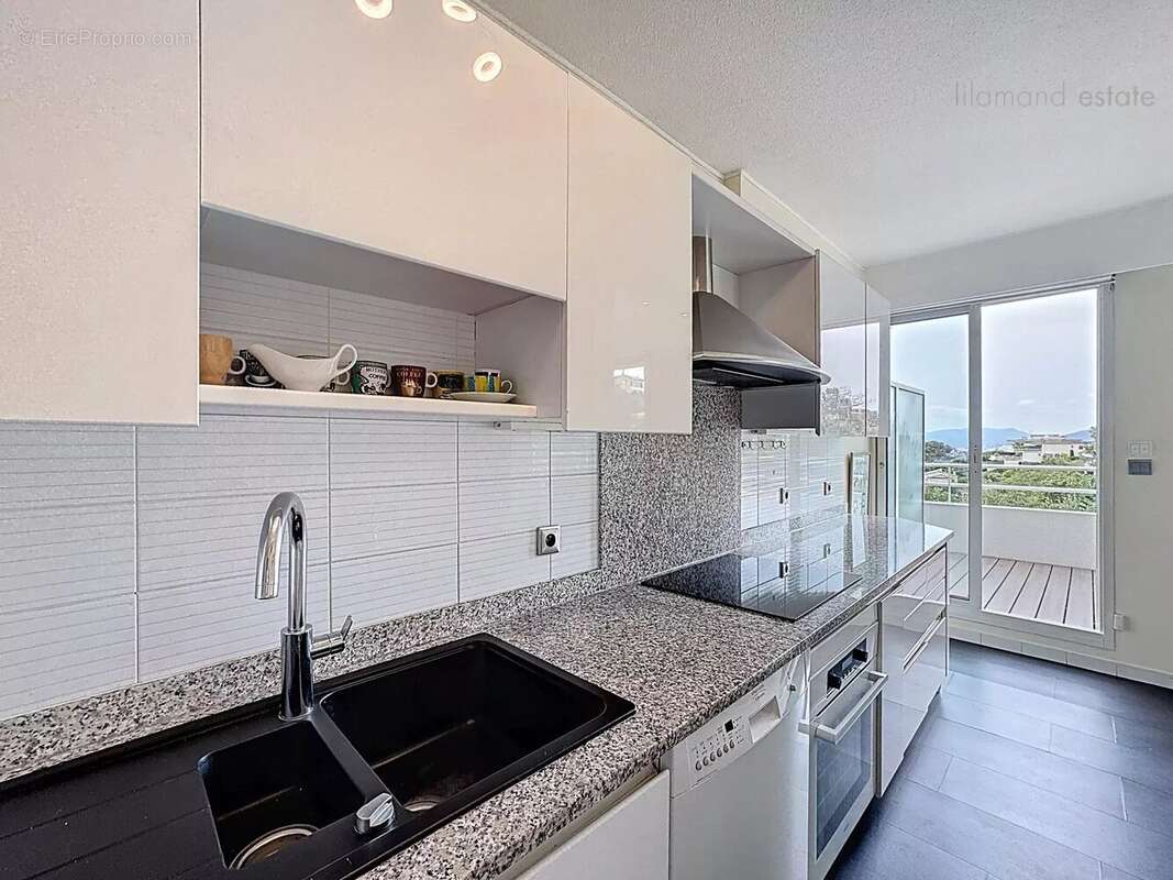 Appartement à LE CANNET