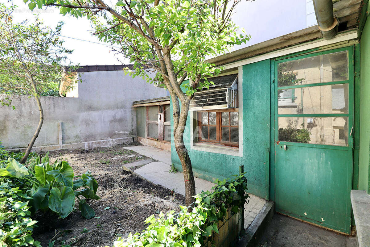 Maison à CHAMPS-SUR-MARNE