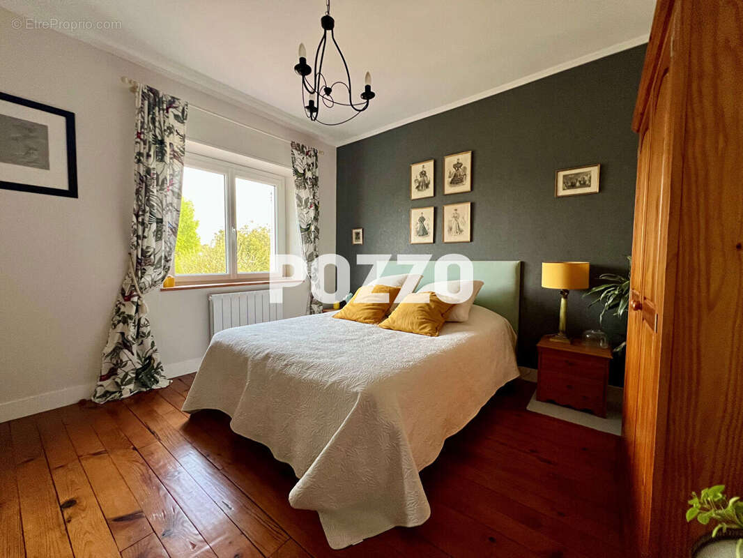 Maison à COLLEVILLE-MONTGOMERY