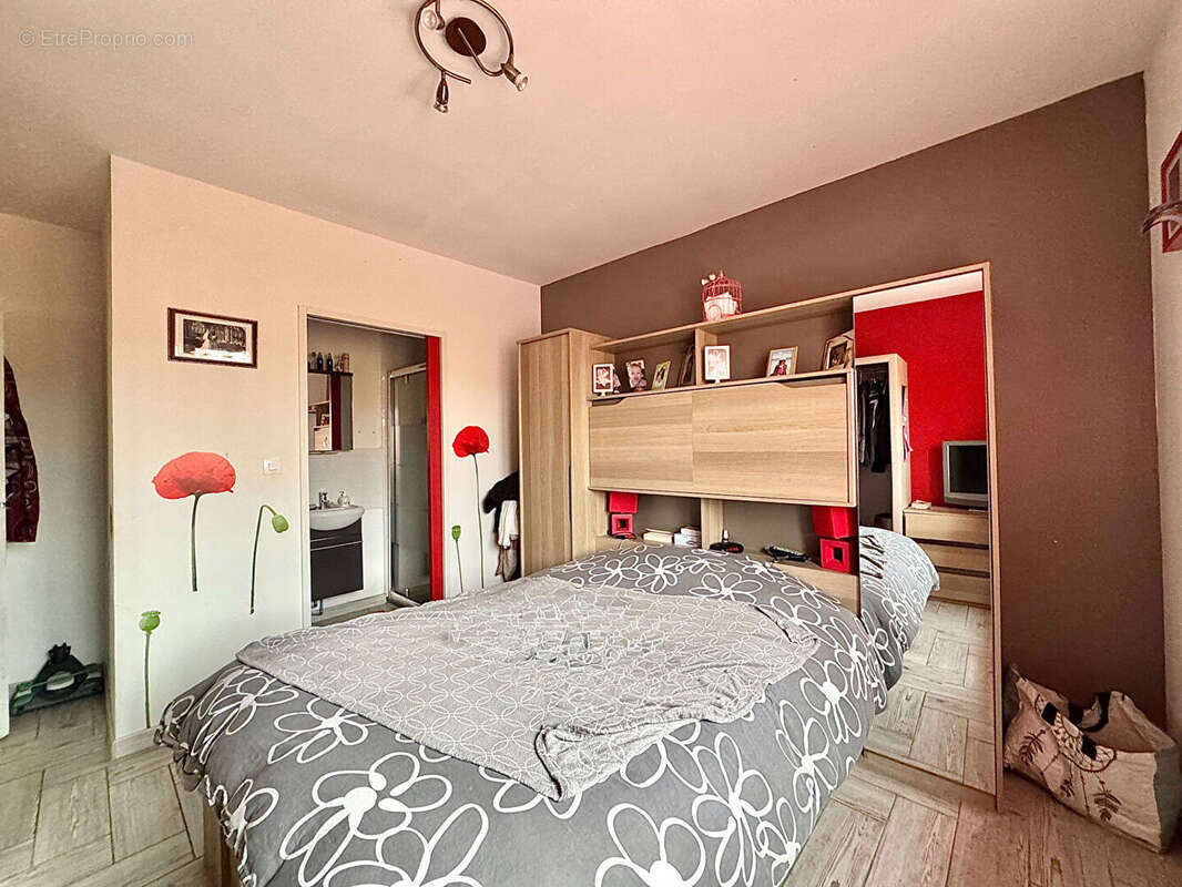 Maison à COURTEILLES