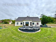 Maison à COURTEILLES