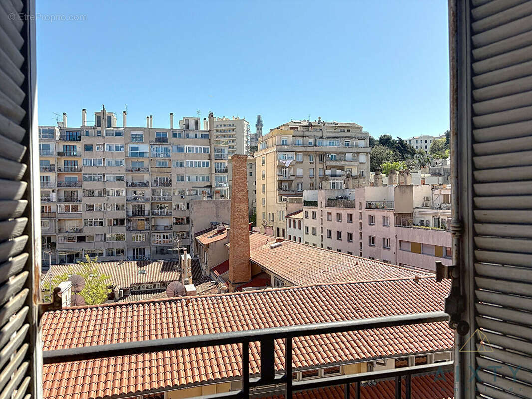 Appartement à MARSEILLE-7E