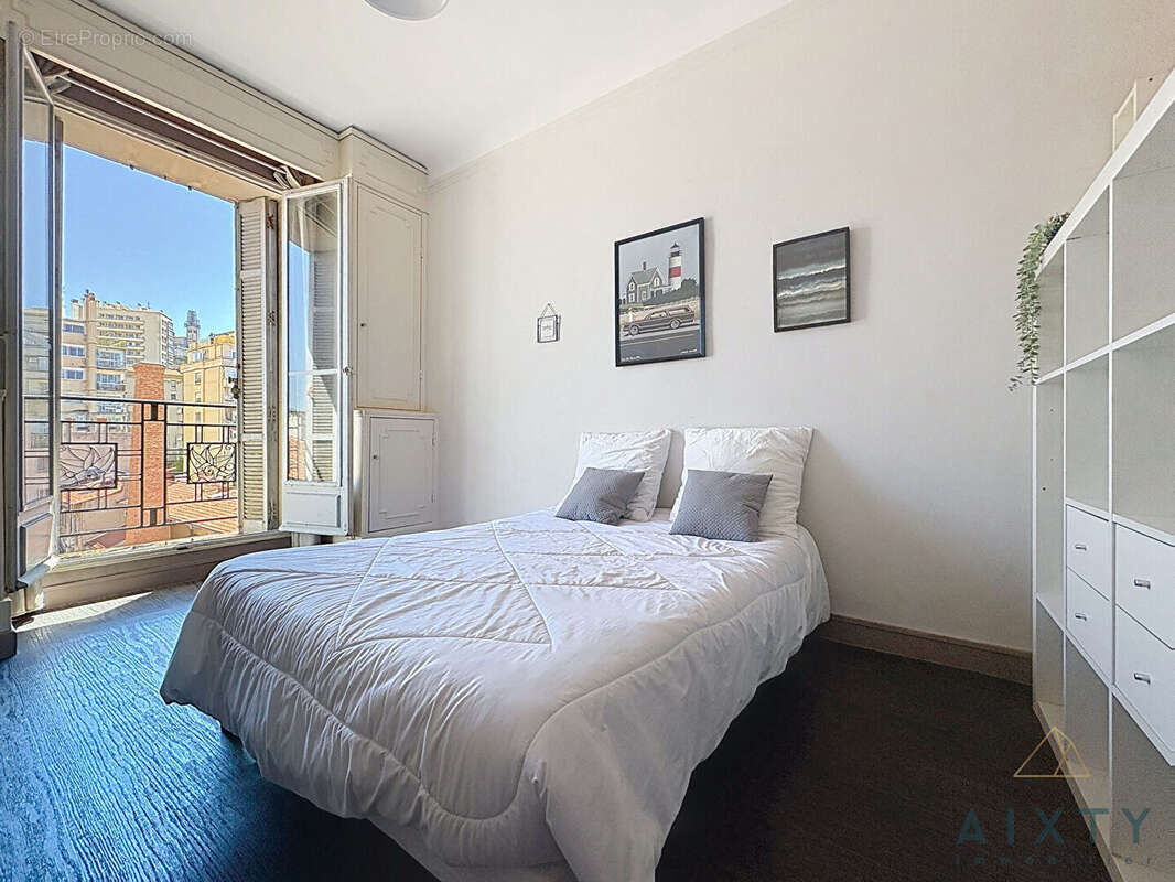 Appartement à MARSEILLE-7E