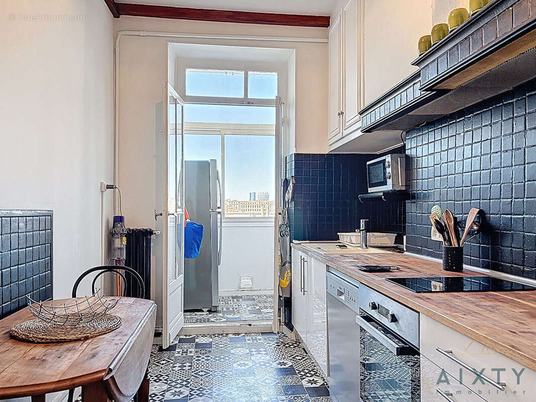 Appartement à MARSEILLE-7E