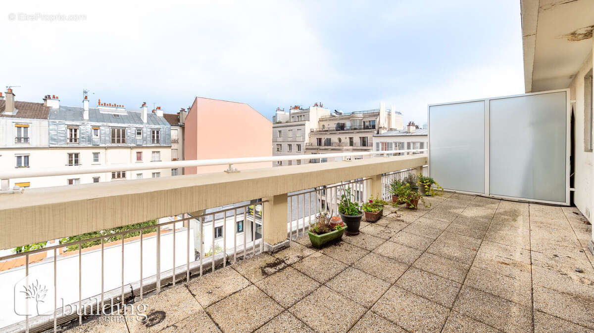 Appartement à LEVALLOIS-PERRET