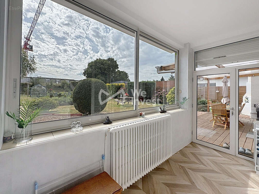 Maison à AULNOYE-AYMERIES