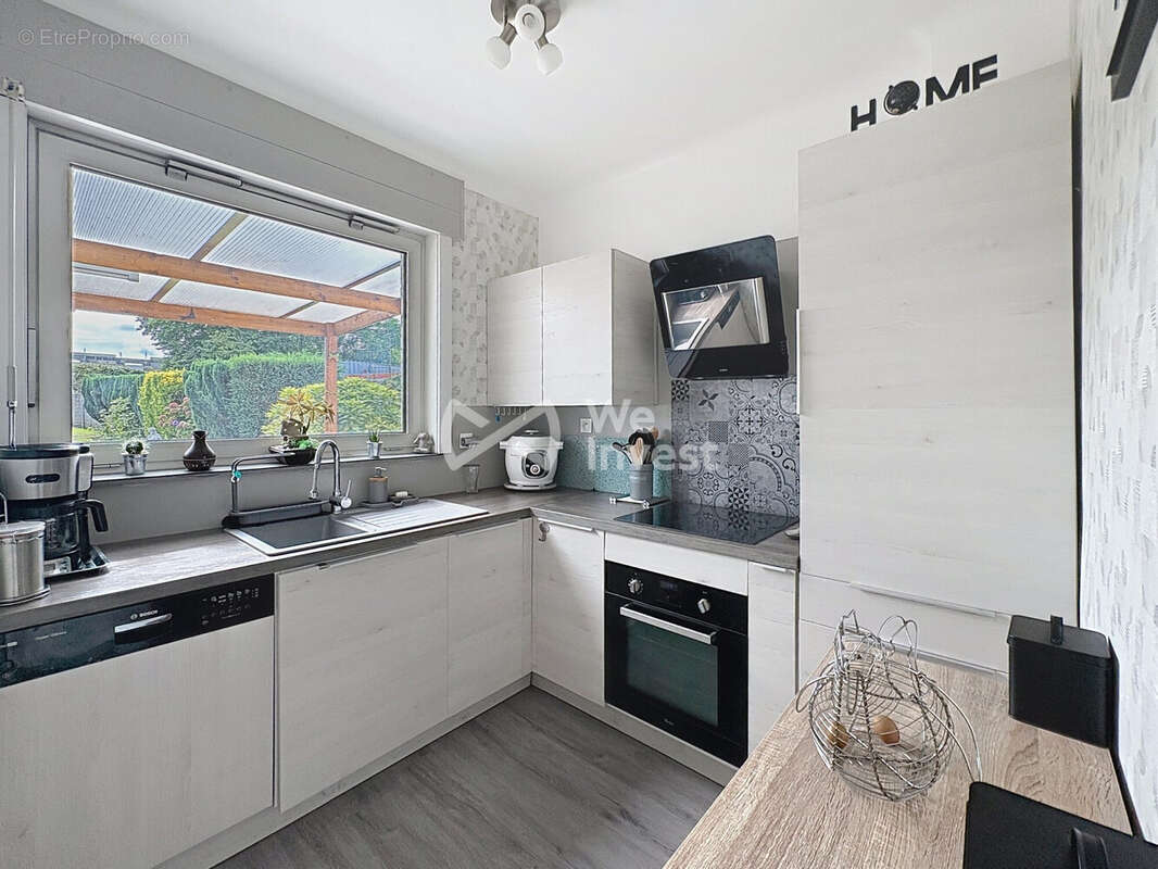 Maison à AULNOYE-AYMERIES