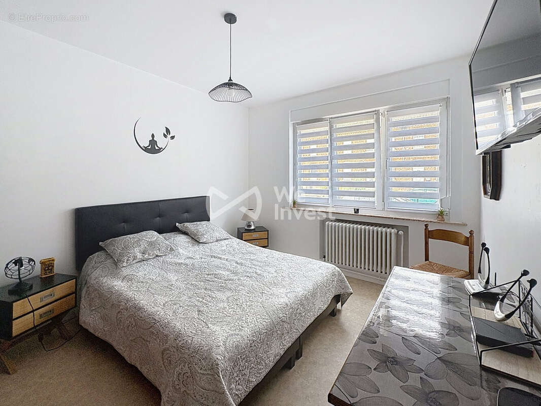 Maison à AULNOYE-AYMERIES