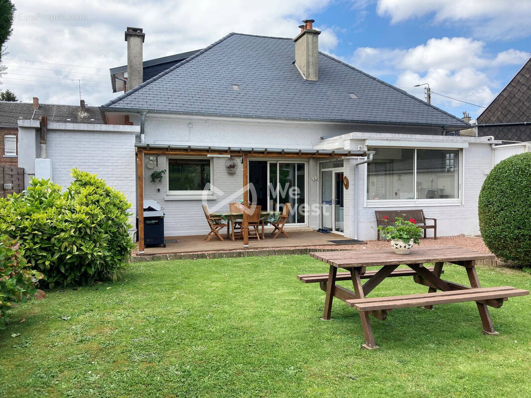 Maison à AULNOYE-AYMERIES