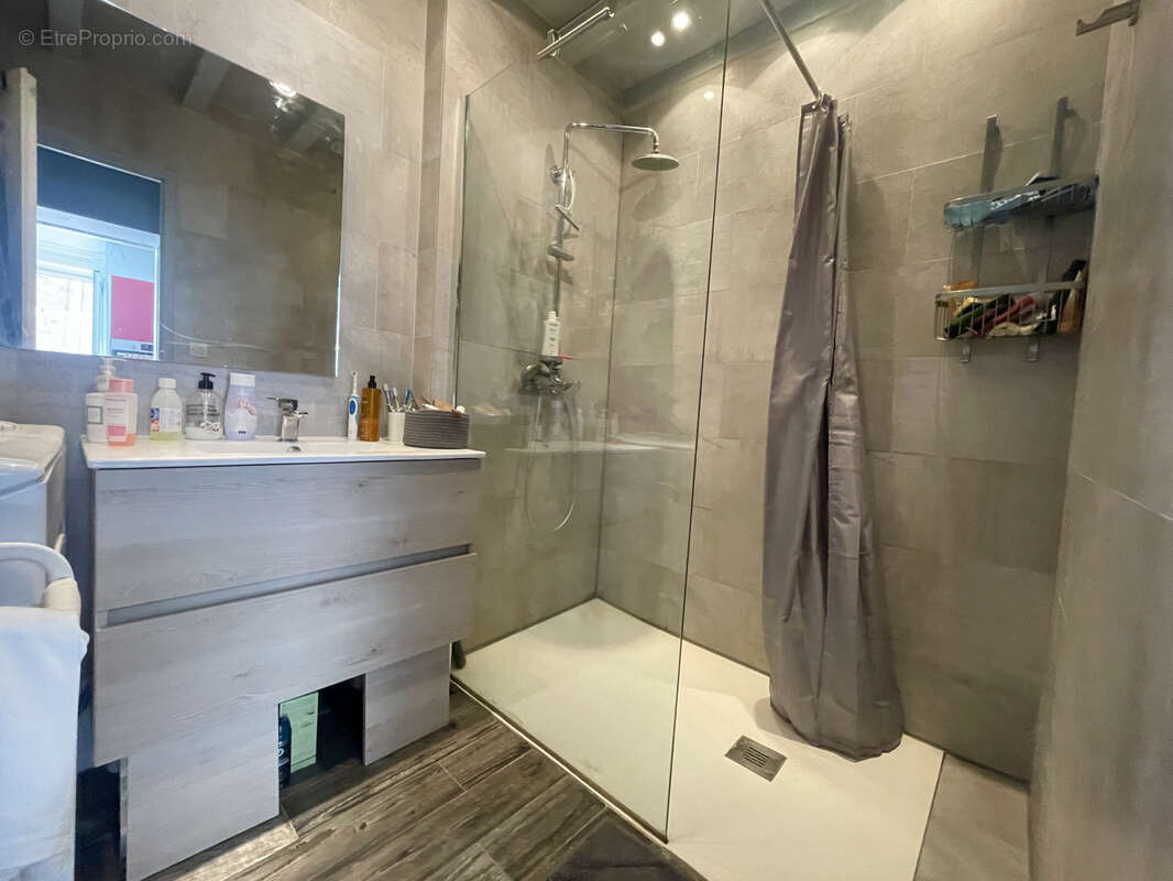 Maison à SAINT-FELIX-DE-LODEZ