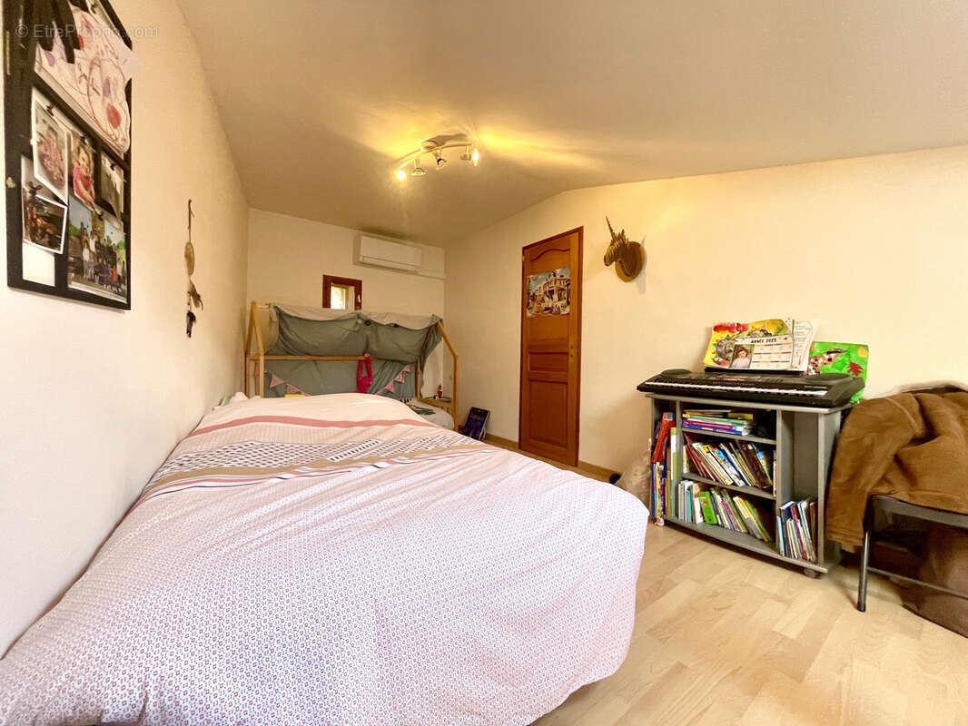 Maison à SAINT-FELIX-DE-LODEZ