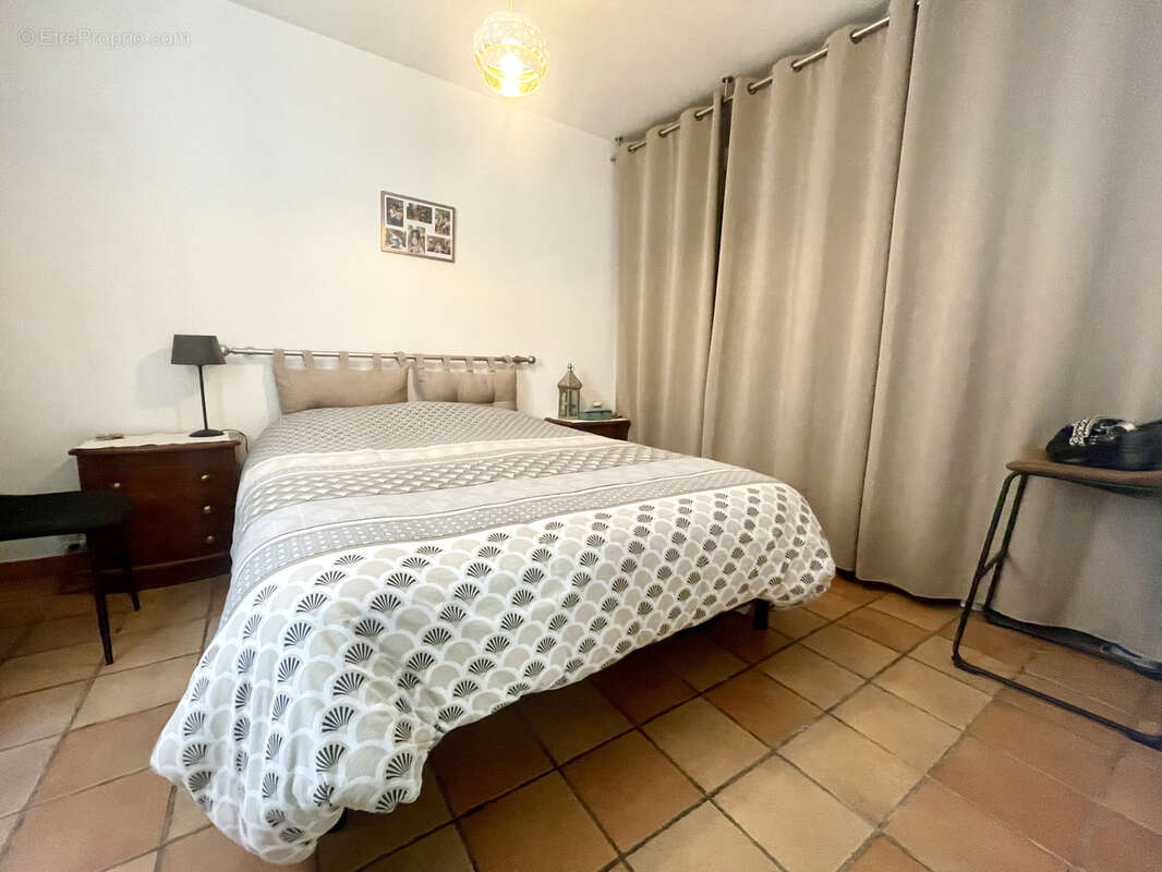 Maison à SAINT-FELIX-DE-LODEZ