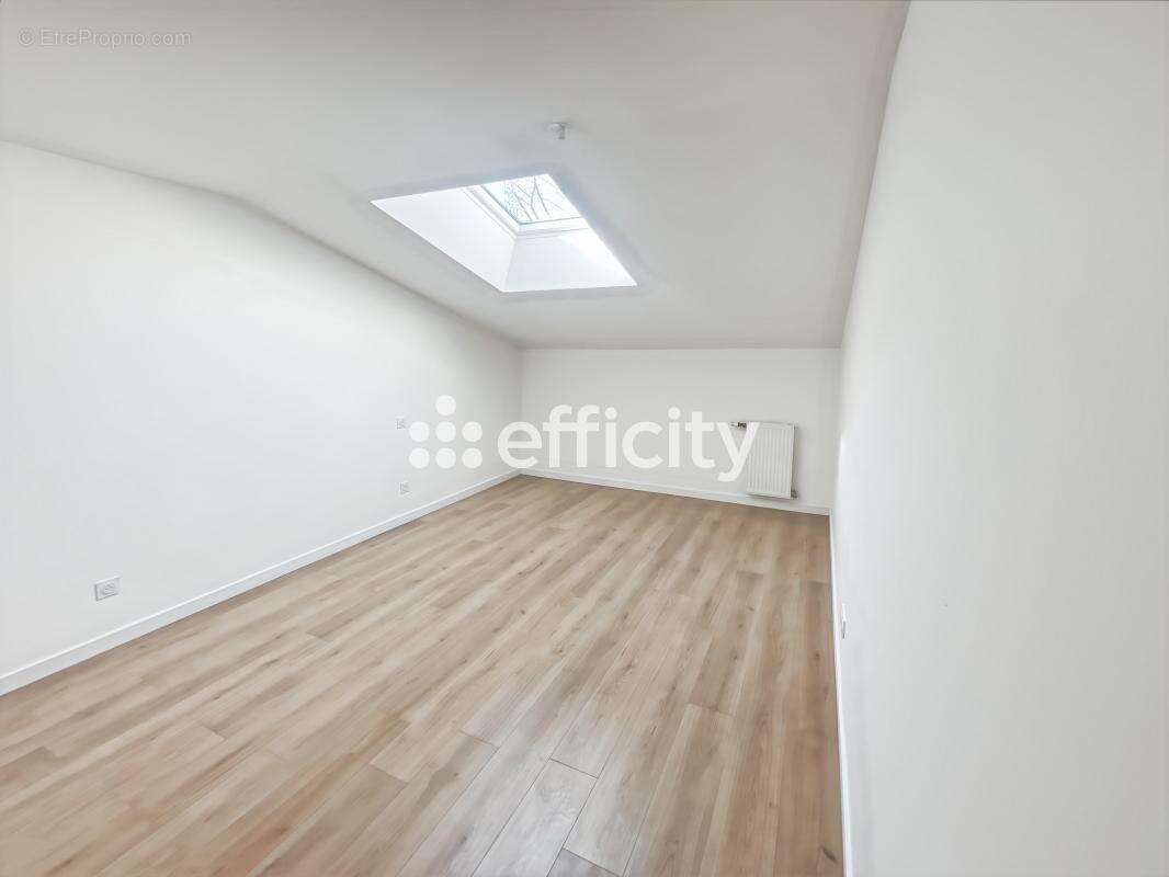 Appartement à CASTELGINEST