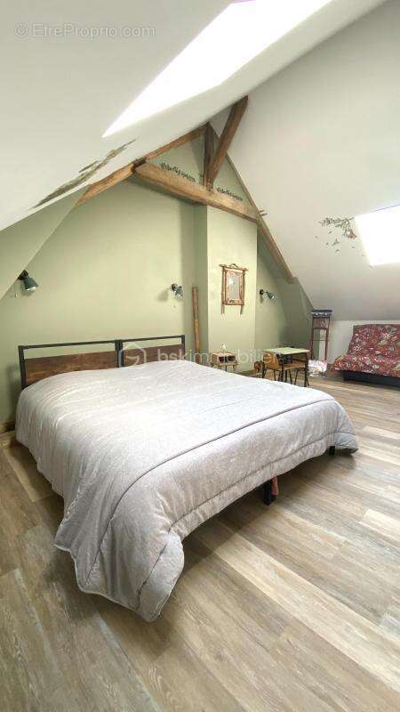 Maison à DAMMARTIN-EN-SERVE