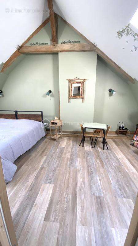 Maison à DAMMARTIN-EN-SERVE