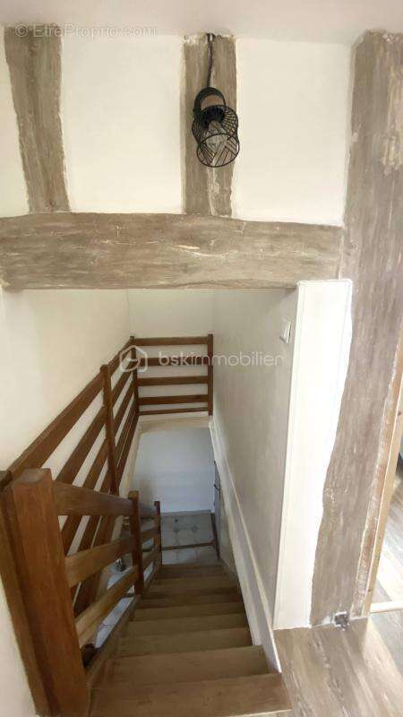 Maison à DAMMARTIN-EN-SERVE