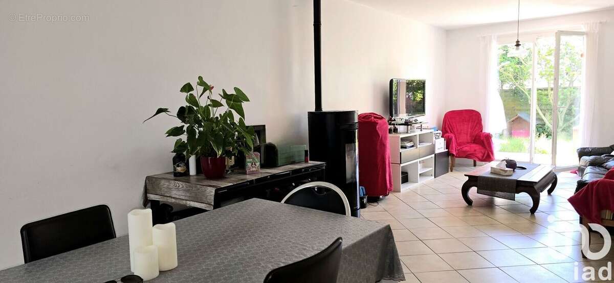 Photo 4 - Maison à BEVILLE-LE-COMTE