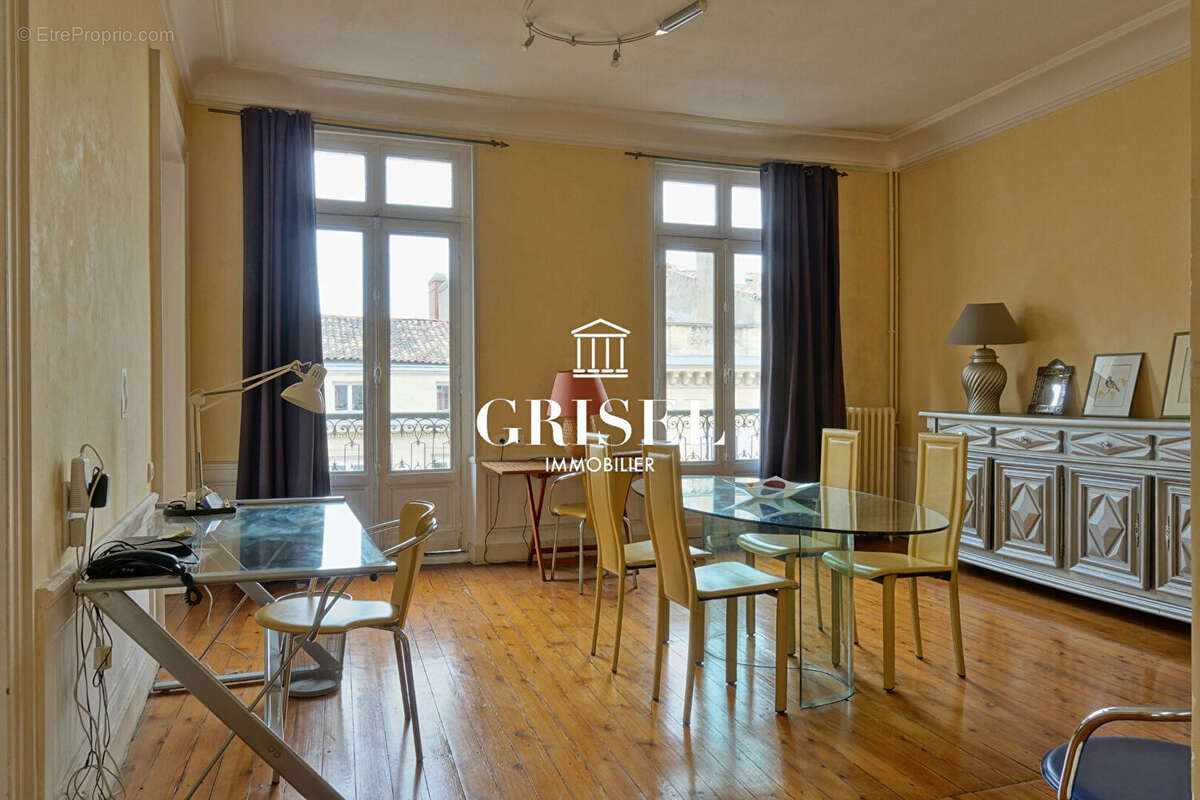 Appartement à BORDEAUX