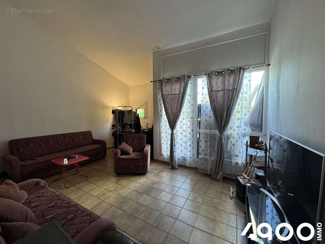 Appartement à RIS-ORANGIS