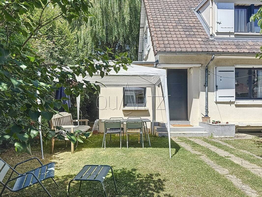 Maison à LE CHESNAY