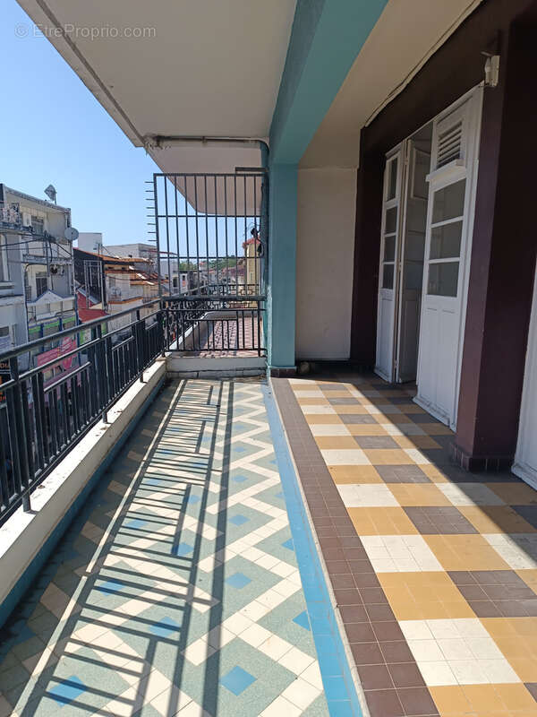 Appartement à BASSE-TERRE