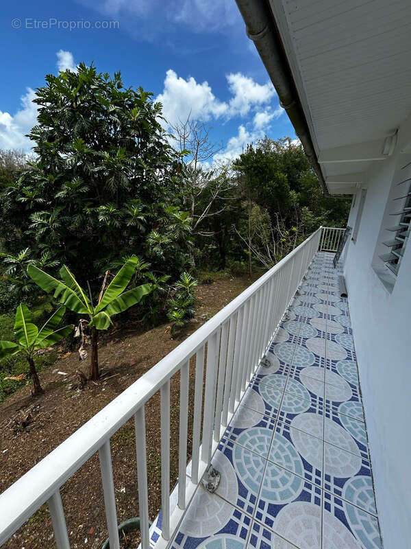 Maison à LES TROIS-ILETS