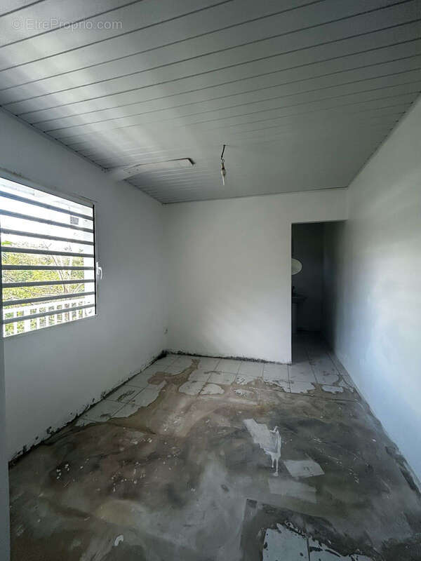 Maison à LES TROIS-ILETS