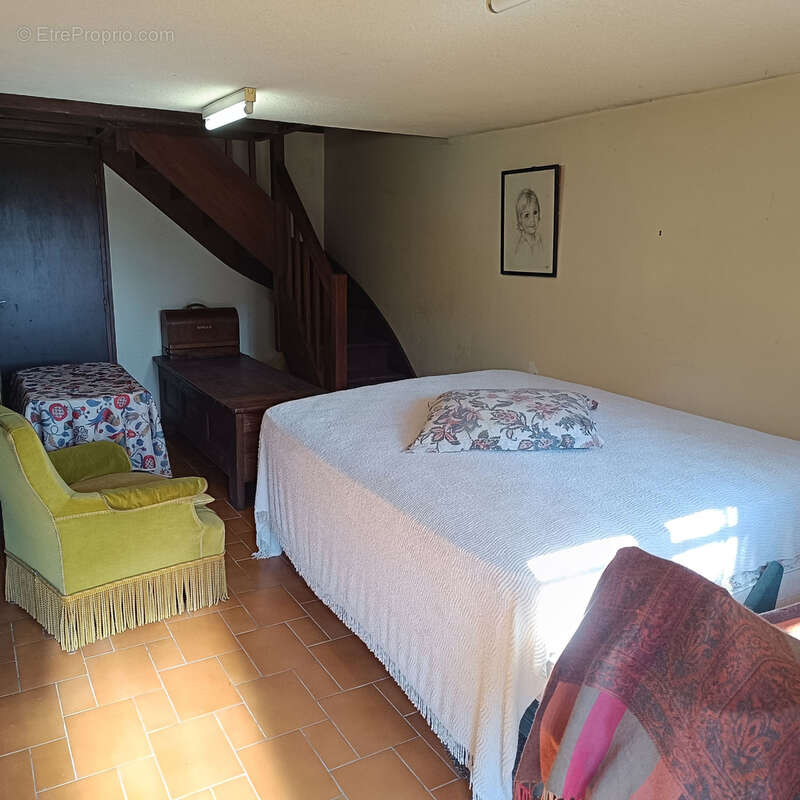 Maison à LA CROIX-HELLEAN