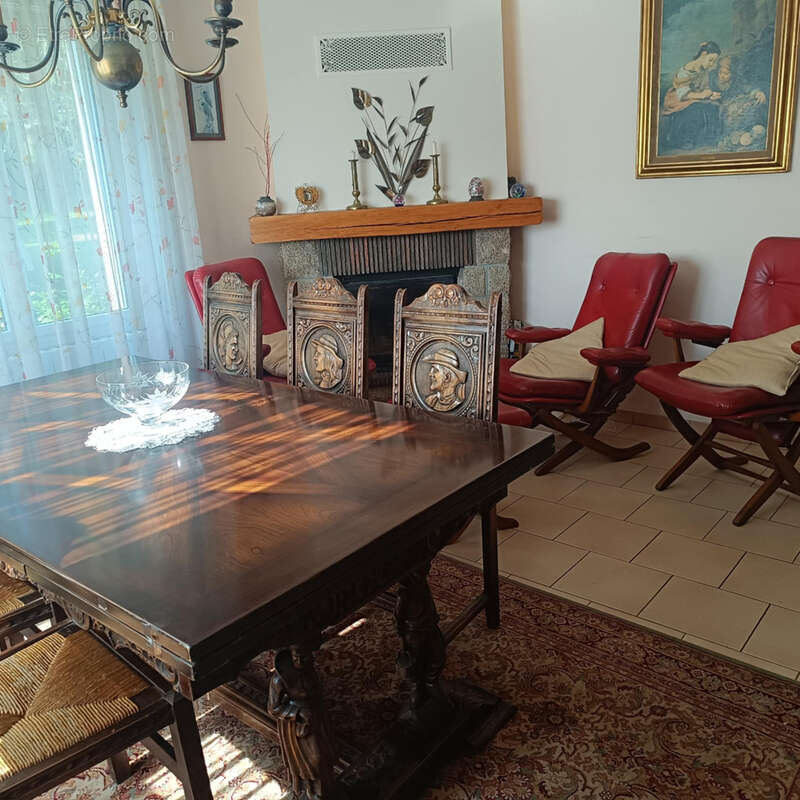 Maison à LA CROIX-HELLEAN